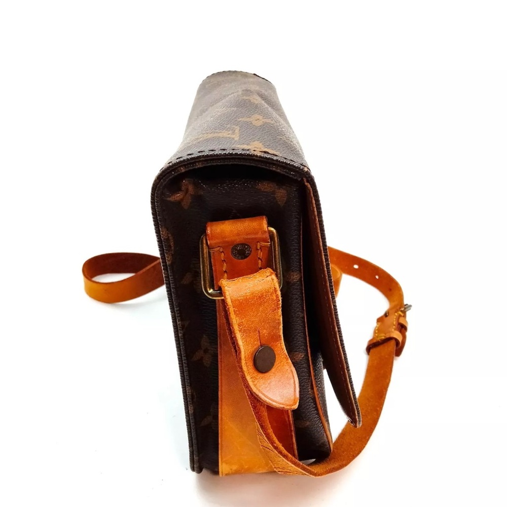 Louis Vuitton Brown Monogram Crossbody Bag with Tan Leather Trim - Picture 2 of 10